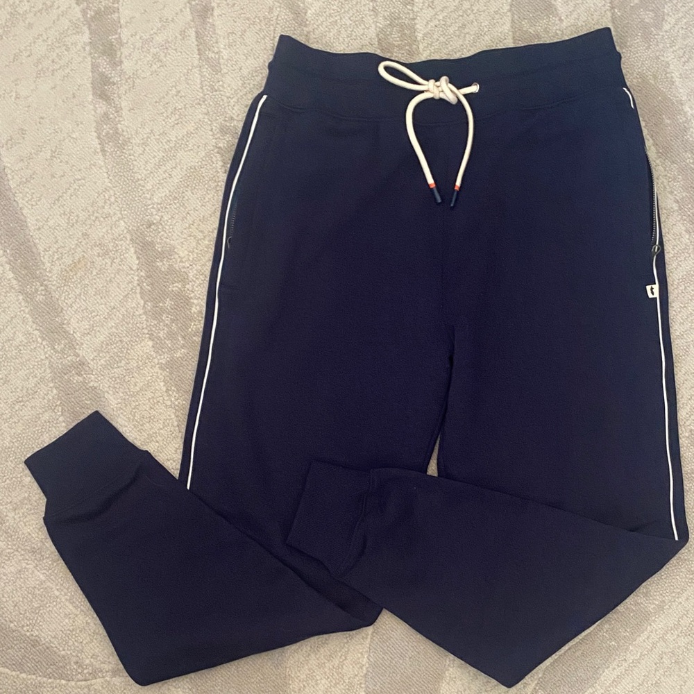 Cotopaxi fleece organic cotton joggers Size M